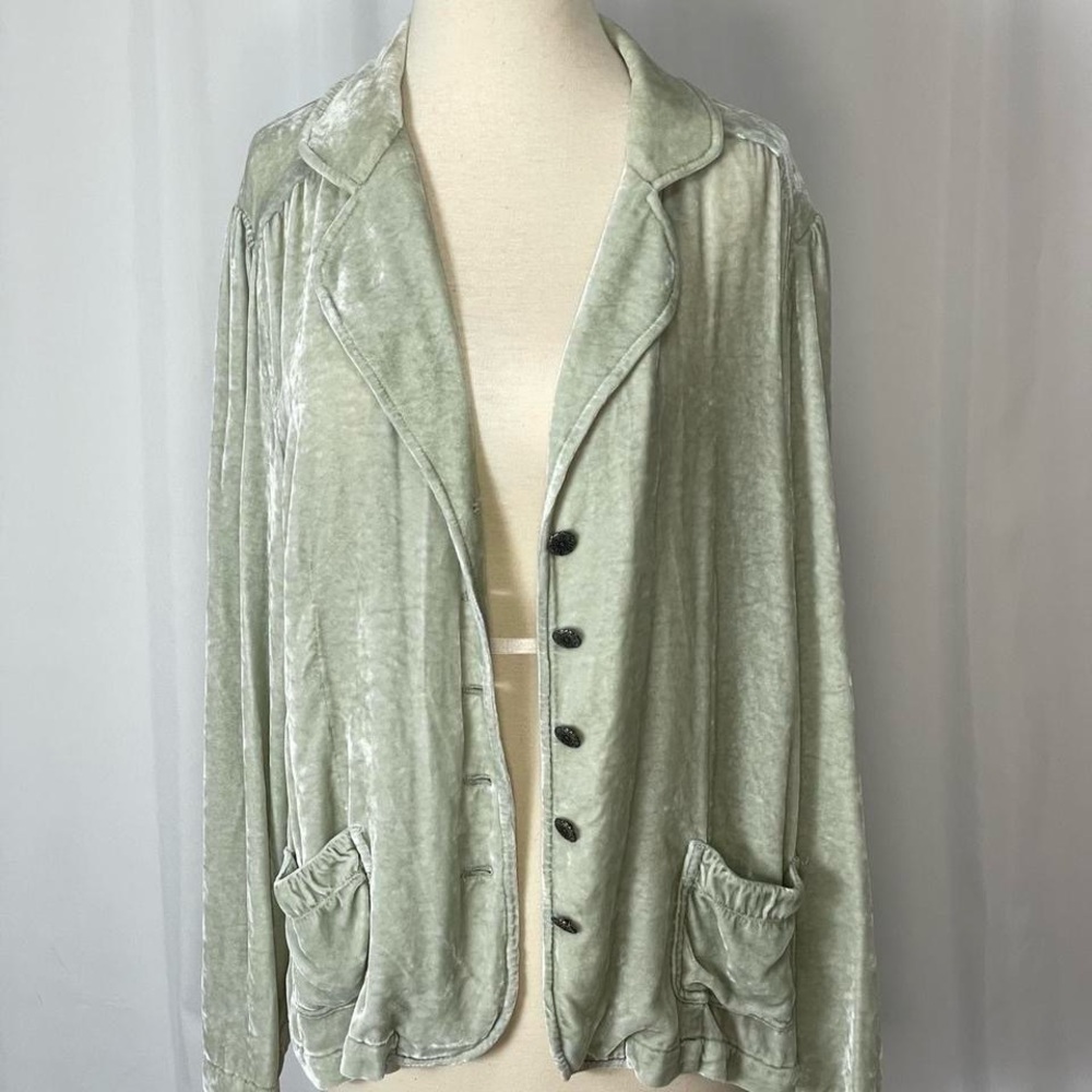 J. Jill Soft Velvet Blazer in Light Green